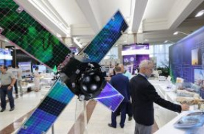 Новые спутники и аппаратура для космоса: Председатель ГКНТ Сергей Шлычков о совместных программах Беларуси и России